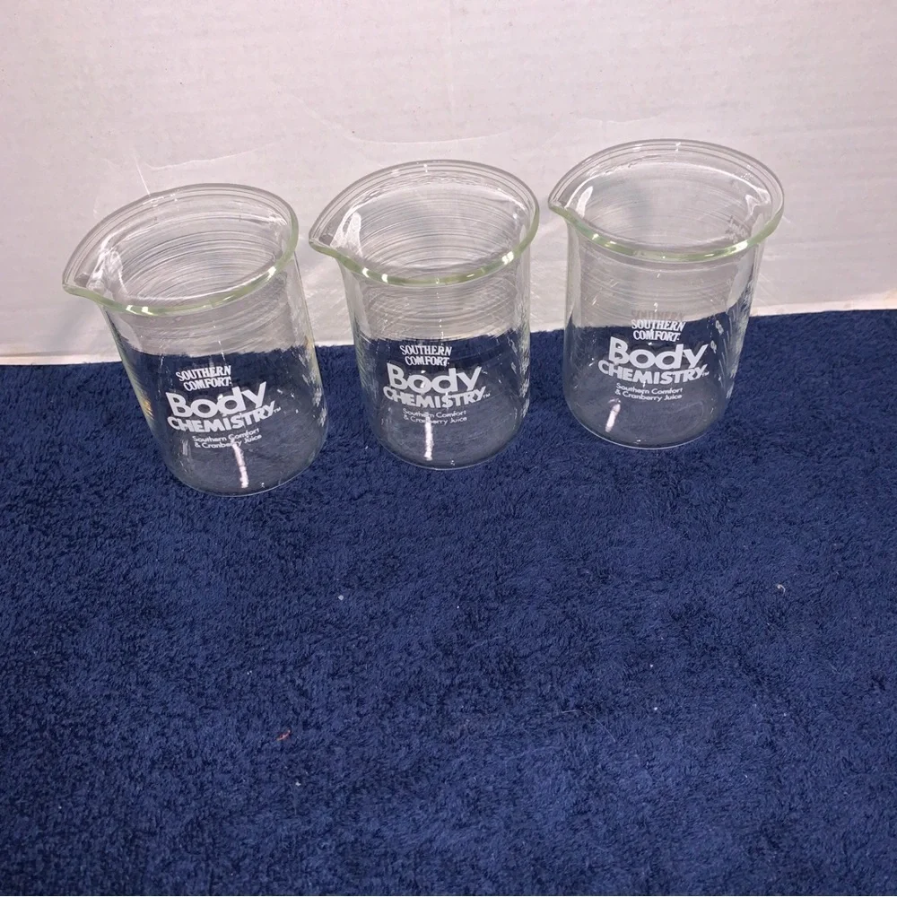 3 Southern Comfort Whiskey Mixing Glass Body Chemistry 300 ML / Beaker Drinking